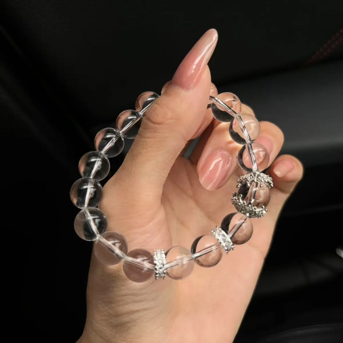 

Natural White Crystal Bracelet Ladies Exquisite Fashion Bracelet