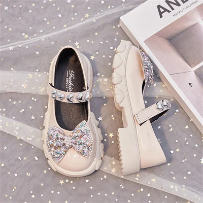 Girls Round Head Small Shoes with Love Diamond-bow Two Colors, Spring and Autumn New Outdoor PU Girls Shoes, Size 26-36