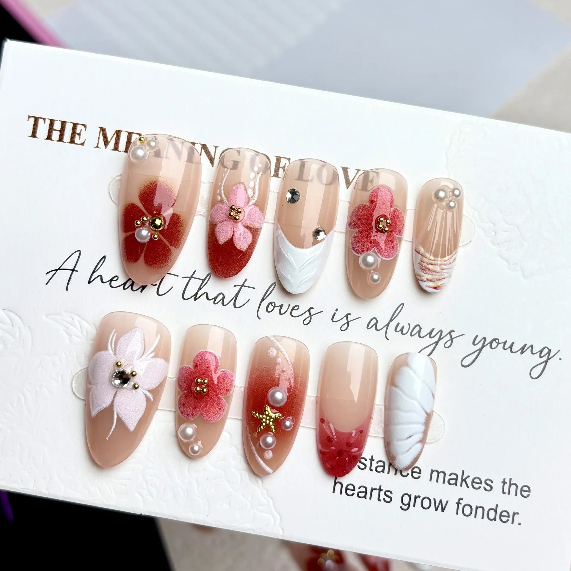 

24PCS Sweet Summer Series Fake Nail Pink Gradient Almond Press on Nails 3D Flower Shell Design Starfish Pearl Design False Nails