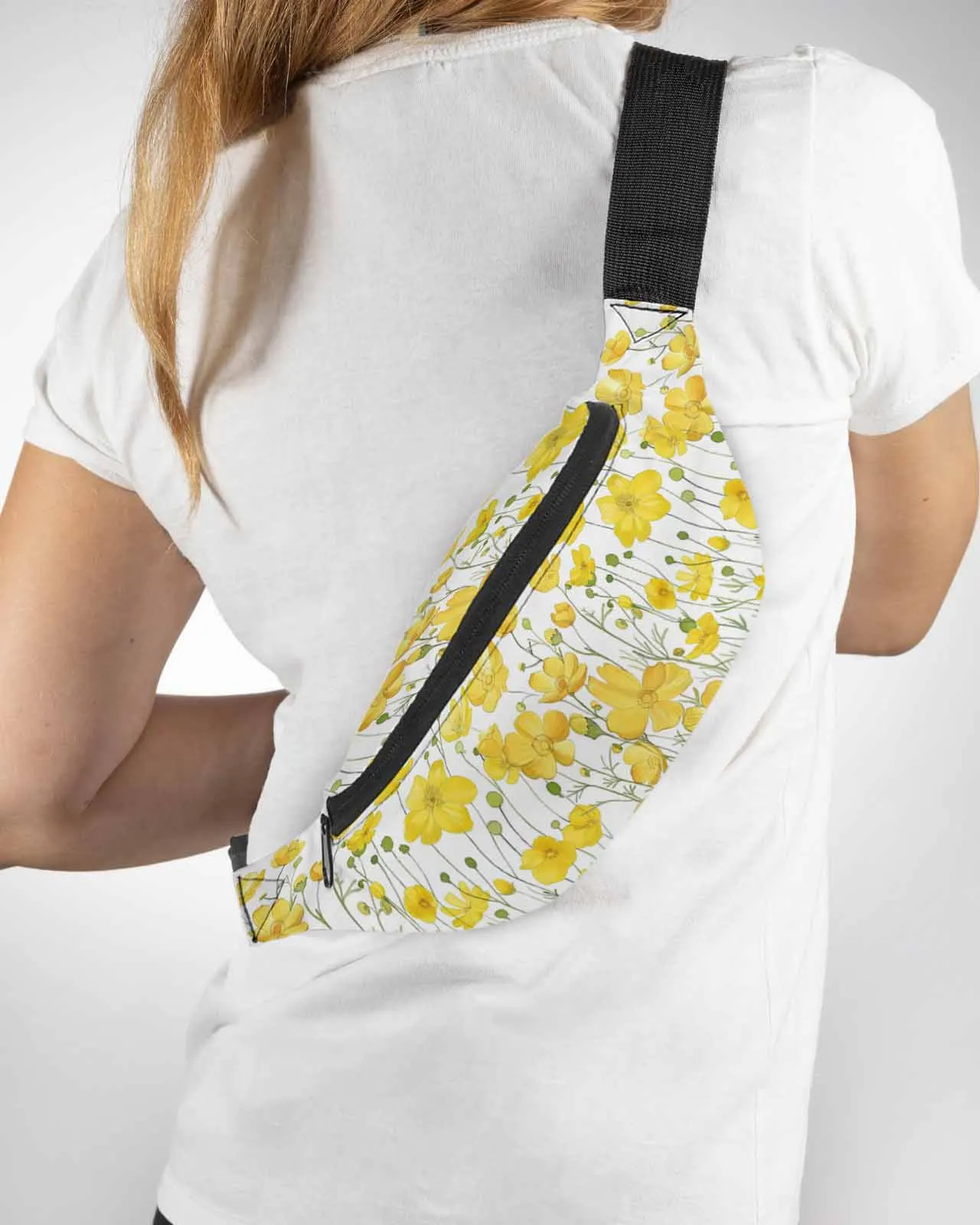 

Minimalist Floral Watercolor Chrysanthemums Men Women Waist Bag Fanny Pack Belt Bag Wallet Pouch Waterproof Banana Hip Bags