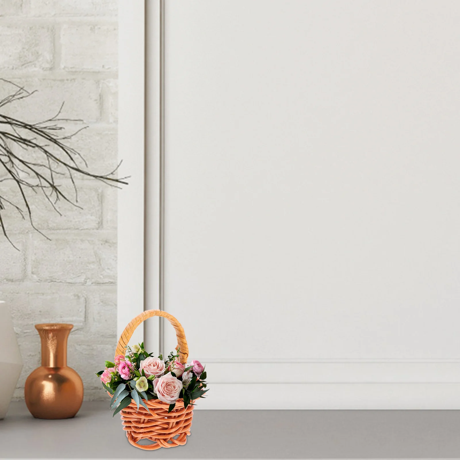 

Yardwe 10pcs Mini Picnic Basket Set Rattan Dollhouse Toy for Kids Outdoor Play Seagrass Tote Cocktail Party Accessory