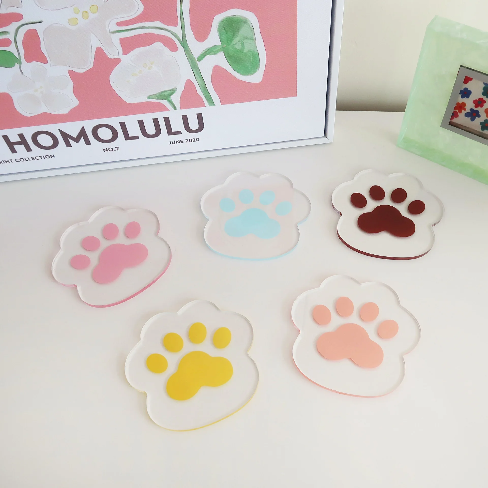 

NAXILAI Home Decoration Ins Style Minimalist Cute Cat Heat-Insulating Coaster Acrylic Colorful Coaster Photo-Shooting Artifact