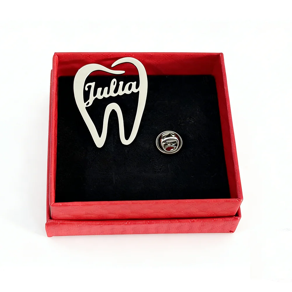 Personalized Dentist Name Brooch Custom Tooth Symbol Pin for Dental Graduate Graduation Gift Medical Staff Appreciation Jewelry