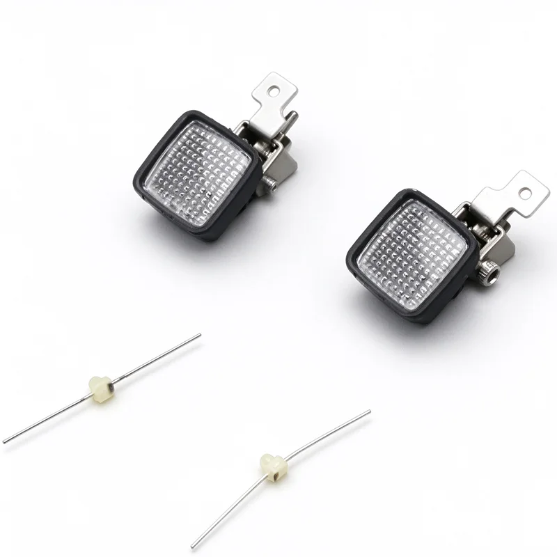 LXYRC 1 Pair Metal Simulation Exploration Lamp for 1/14 Tamiya RC Truck for SCANIA 770S R620 VOLVO BENZ Arocs MAN TGXCar