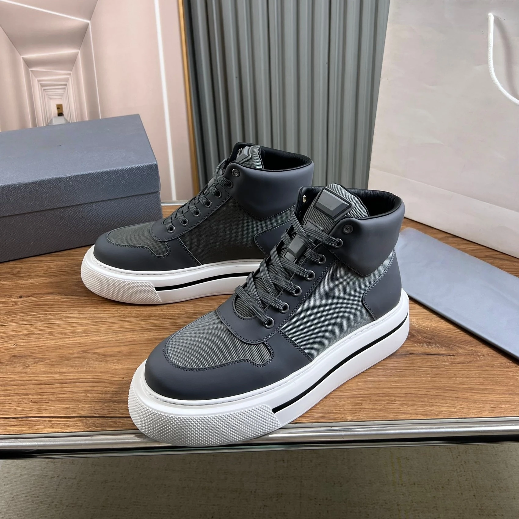 

Роскошная брендовая осенне-зимняя мужская обувь, повседневные кроссовки ручной работы, спортивная обувь из натуральной кожи, походные ботильоны, праздничные подарки