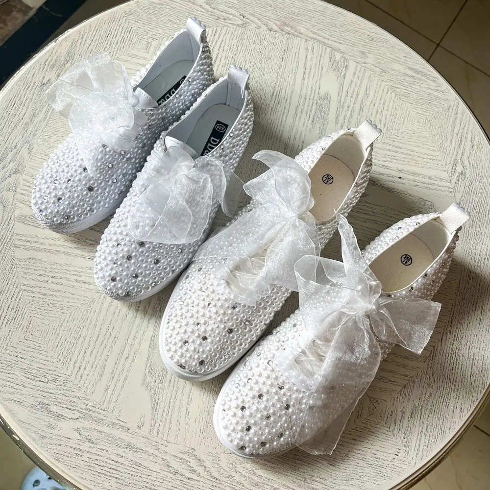 White Pearl Flats Women Fashion Wedding Shoes Causal Lace Shoelaces Girls\' Performance Rhinestone Womens Sneaker Canvas Shoes