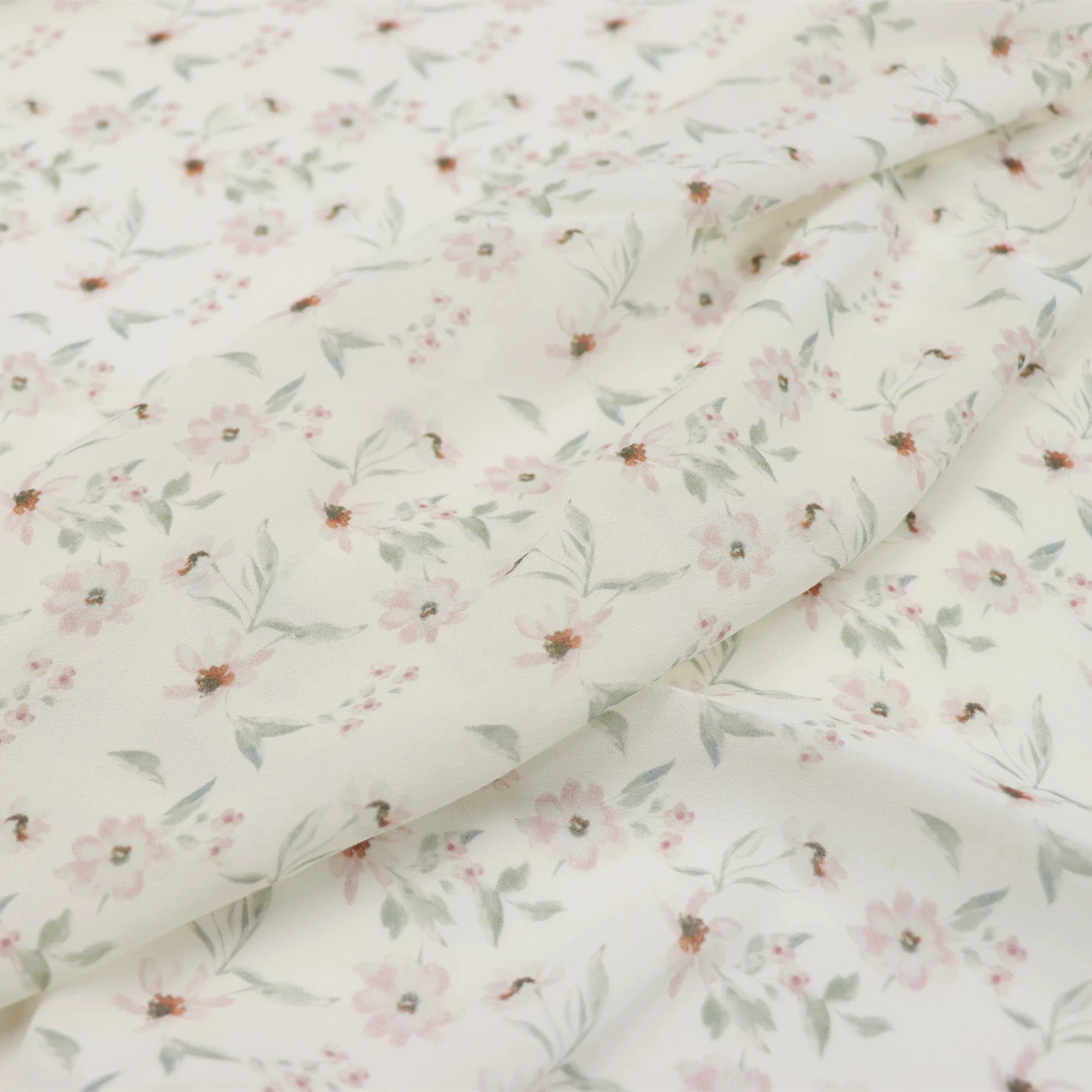 

Nice Quality Amazing Charming Silk Georgette Fabric GGT Casual Ready Goods Printed Little Flowers for Lady Coat Suit Cloth