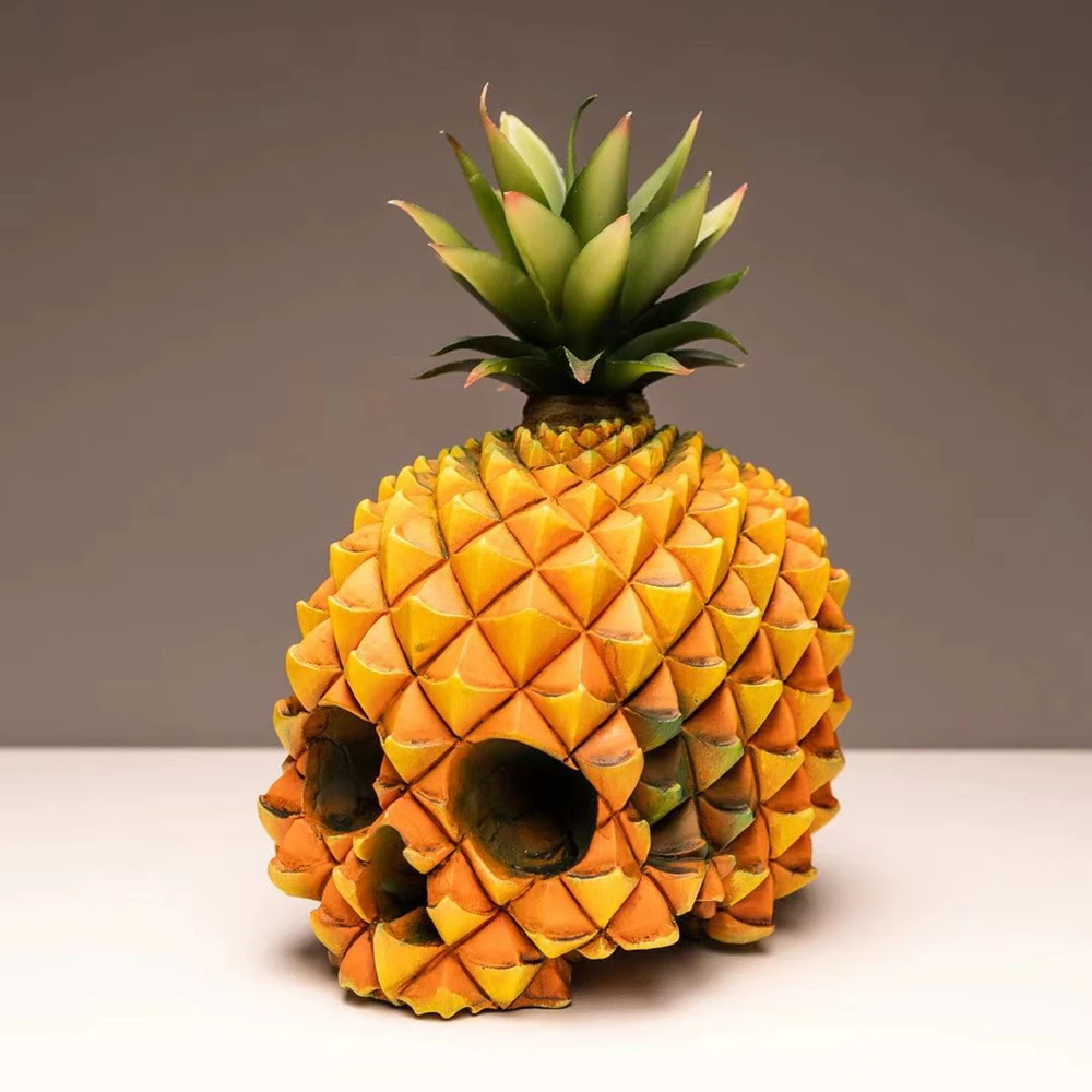 Pineapple Skull Resin Figurine Creative Horror Home Decor Halloween Ornament Unique Gift for Gothic Lovers