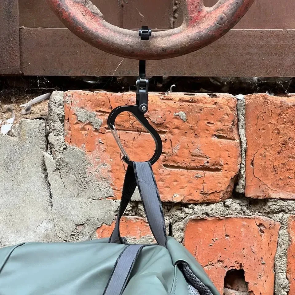 Hybrydowy klips do sprzętu kempingowego Karabińczyk typu D Obrotowy klips z haczykiem Nieblokowane mocne klipsy do wędkowania Podróżny karabińczyk do plecaka
