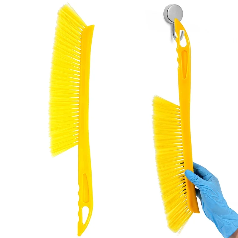 1pcs Beekeeping Brush Plastic Handle Single Row Cleaning Beehive Brush for Beehive Beekeepers Equipment