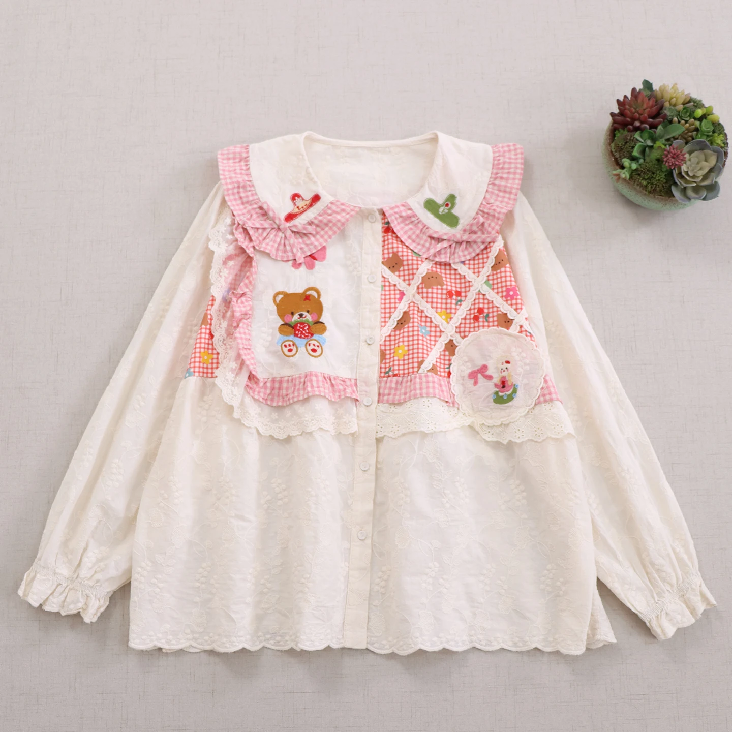 Japanese Sweet Mori Girl Cartoon Bear Embroidery Plaid Patchwork Shirts Women Autumn Peter Pan Collar Long Sleeve Casual Blouse