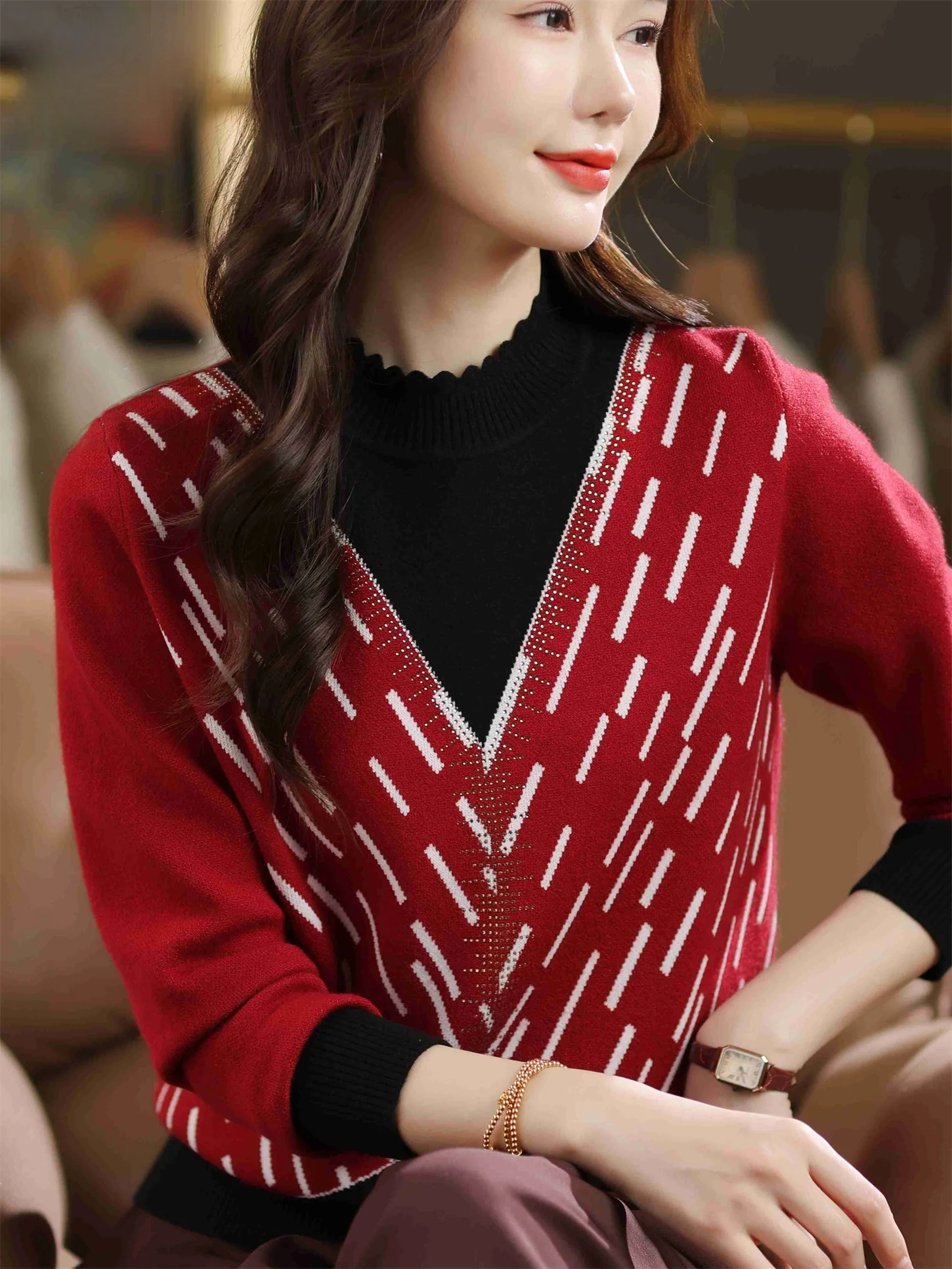 

Модный вязаный свитер для женщин с высоким воротником, цветной блузковый слой, топ для среднего возраста и ли, осень-зима, новинка...