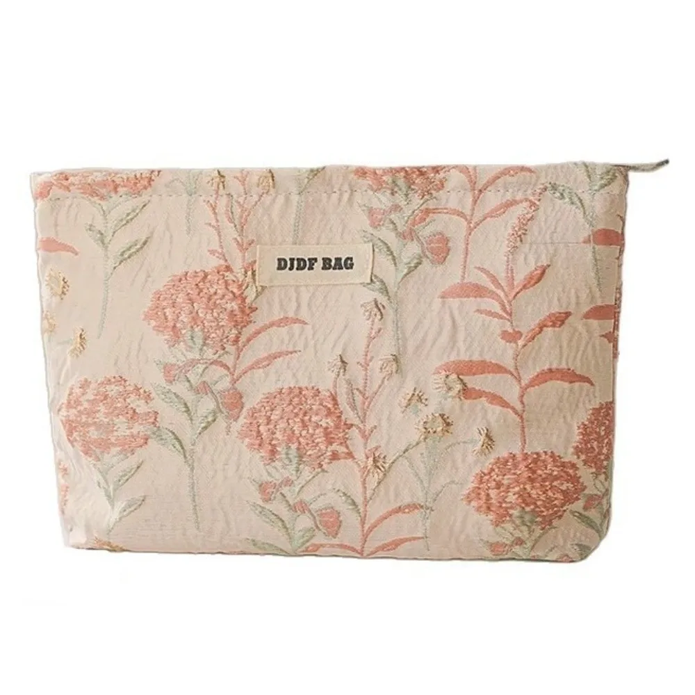 Fashion Large Capacity Makeup Bag Floral Embroidered Cream Color Cosmetic Bag Zipper Toiletries Skincare Storage Bag Travel