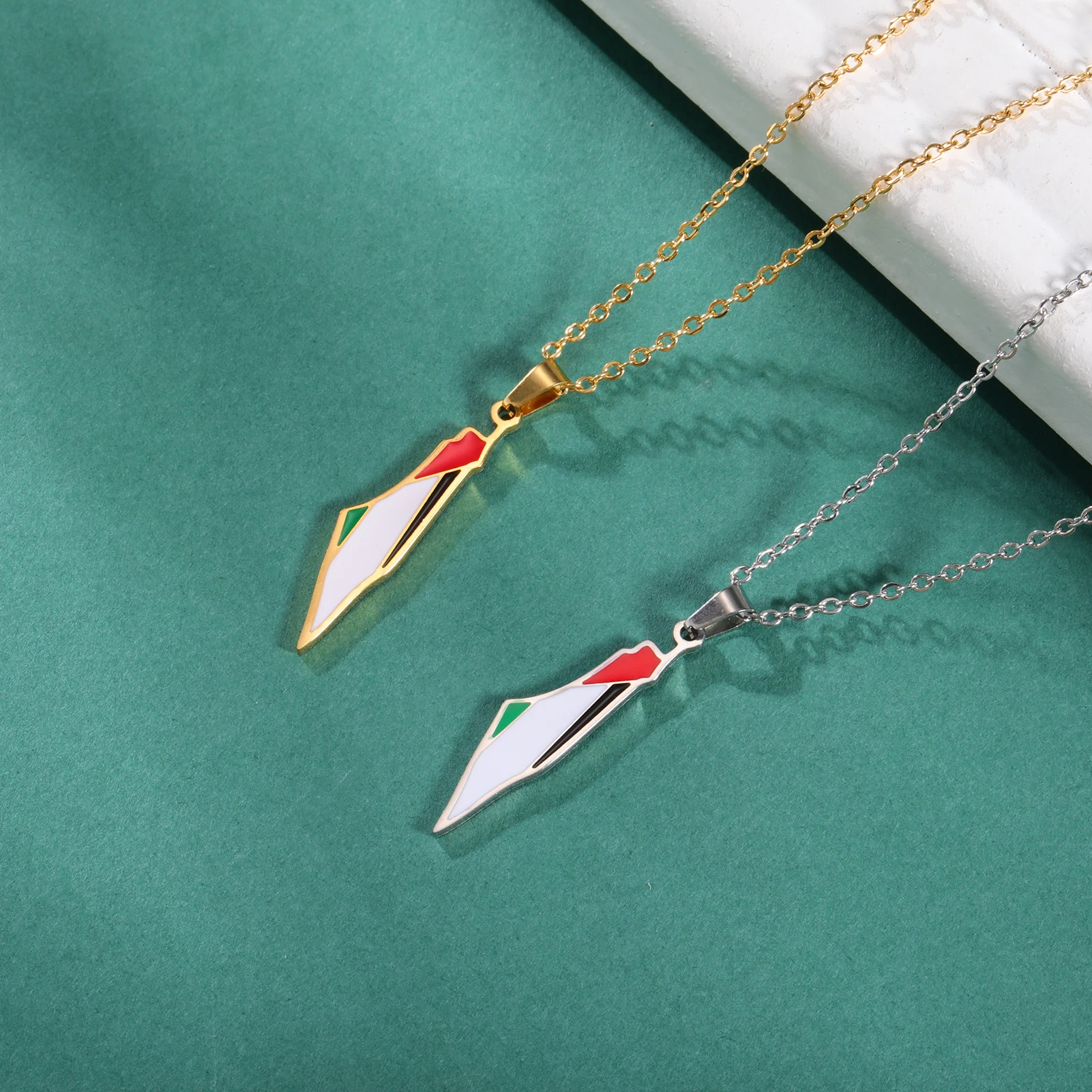 COOLTIME Palestine Map Flag Pendant Necklace for Women Stainless Steel Geography Map Shape Choker Chain Jewelry Wholesale - view 2