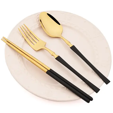 12 पीस काला सोना स्टेनलेस स्टील डिनरवेयर सेट कमर कांटा चम्मच चॉपस्टिक टेबलवेयर सेट मिरर वेस्टर्न किचन पार्टी फ्लैटवेयर 8 best sales डिनरवेयर सेट - №8