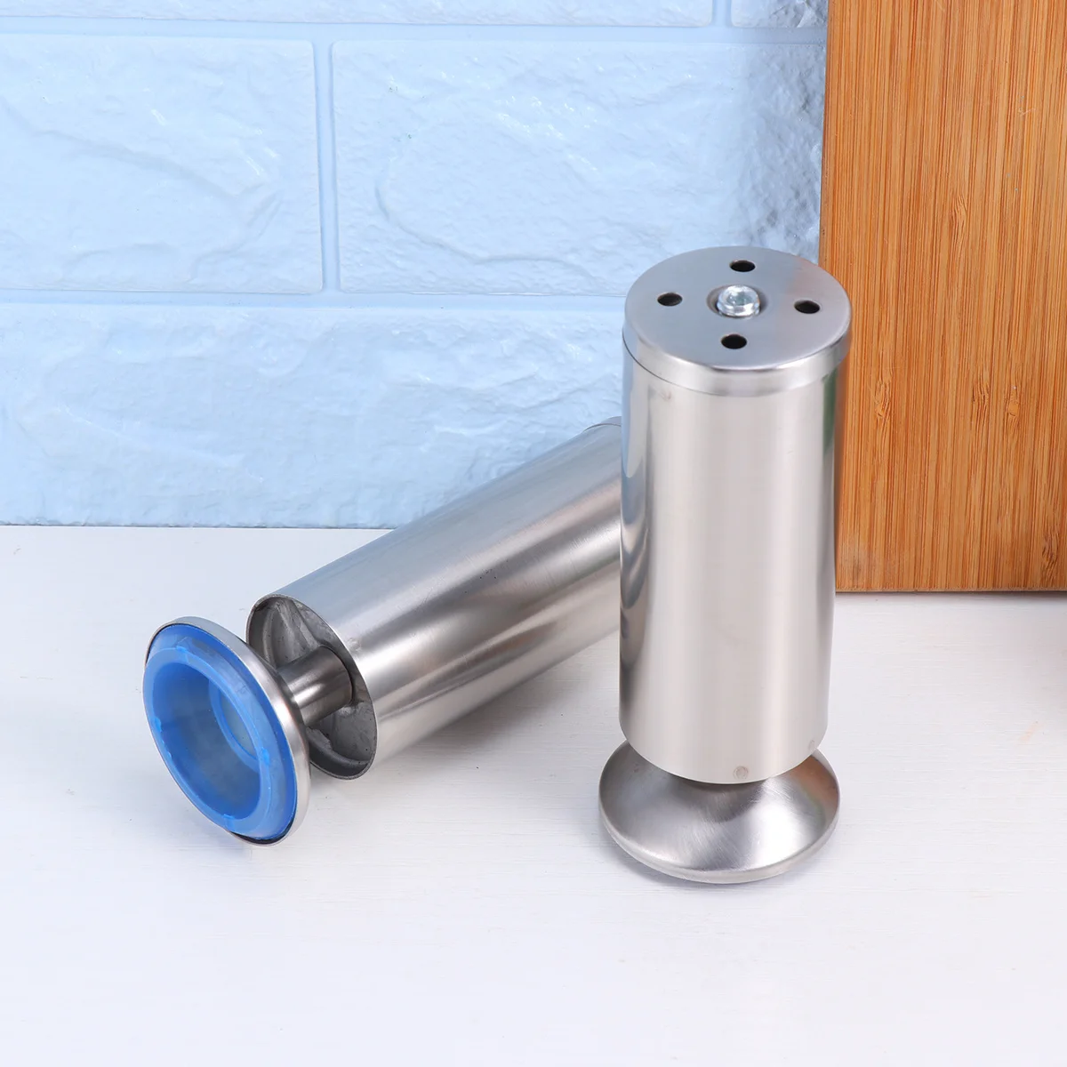 

4Pcs Stainless Steel Furniture Feet Anti-Slip Adjustable Leveler for Cabinet Table Bookshelf Wear-Resistant Non-Fading