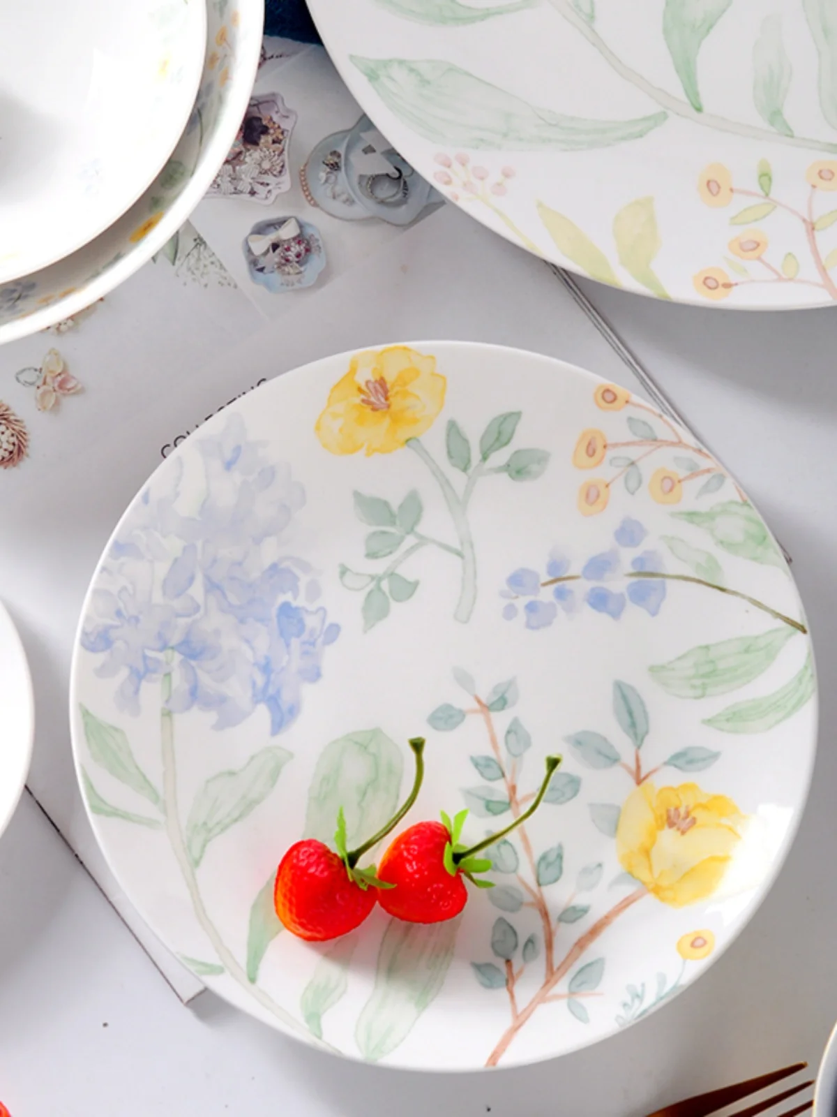 

Набор посуды Ele European Cerc: креативные цветочные маленькие тарелки, кофейные чашки, кружки, набор тарелок для взрослых, ручная работа