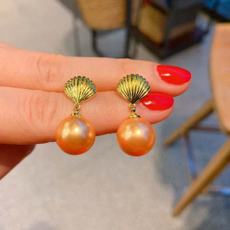

Aobei Pearl Fashion Shell-Shaped Earrings