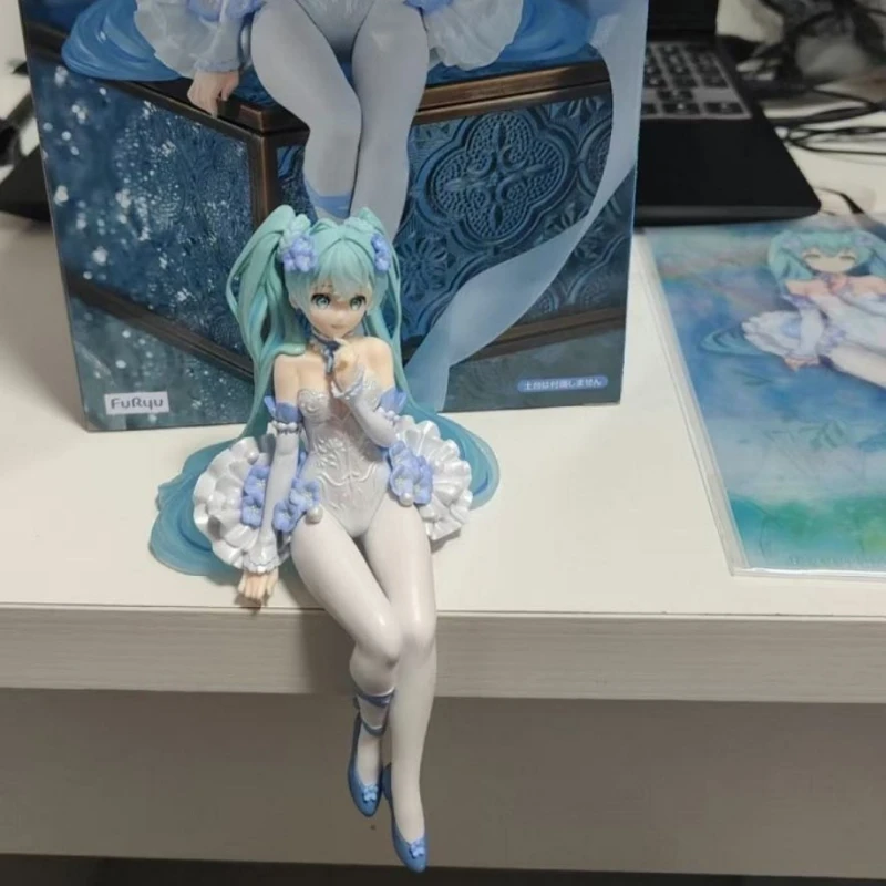 

Настольная фигурка Хатсуне Мику, 11 см, версия в футболке Neko Аниме-фигурка: Милая девочка-модель, игрушка, подарок