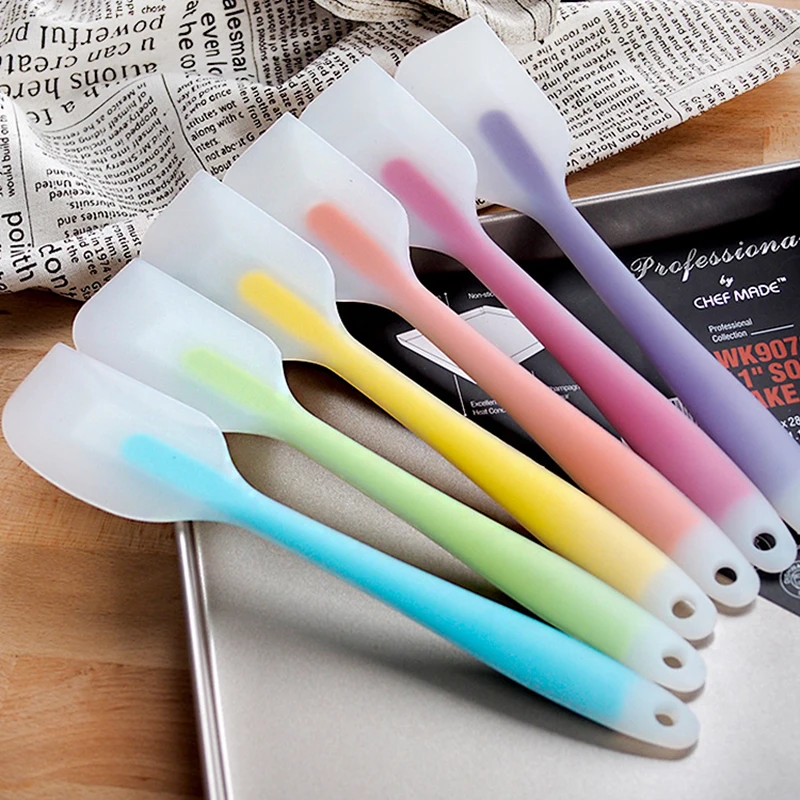 

21X4CM Translucent Silicone Cake Spatula Non-stick Cream Pastry Scraper Kitchen Chocolate Butter Pies Mixer Baking Accessories