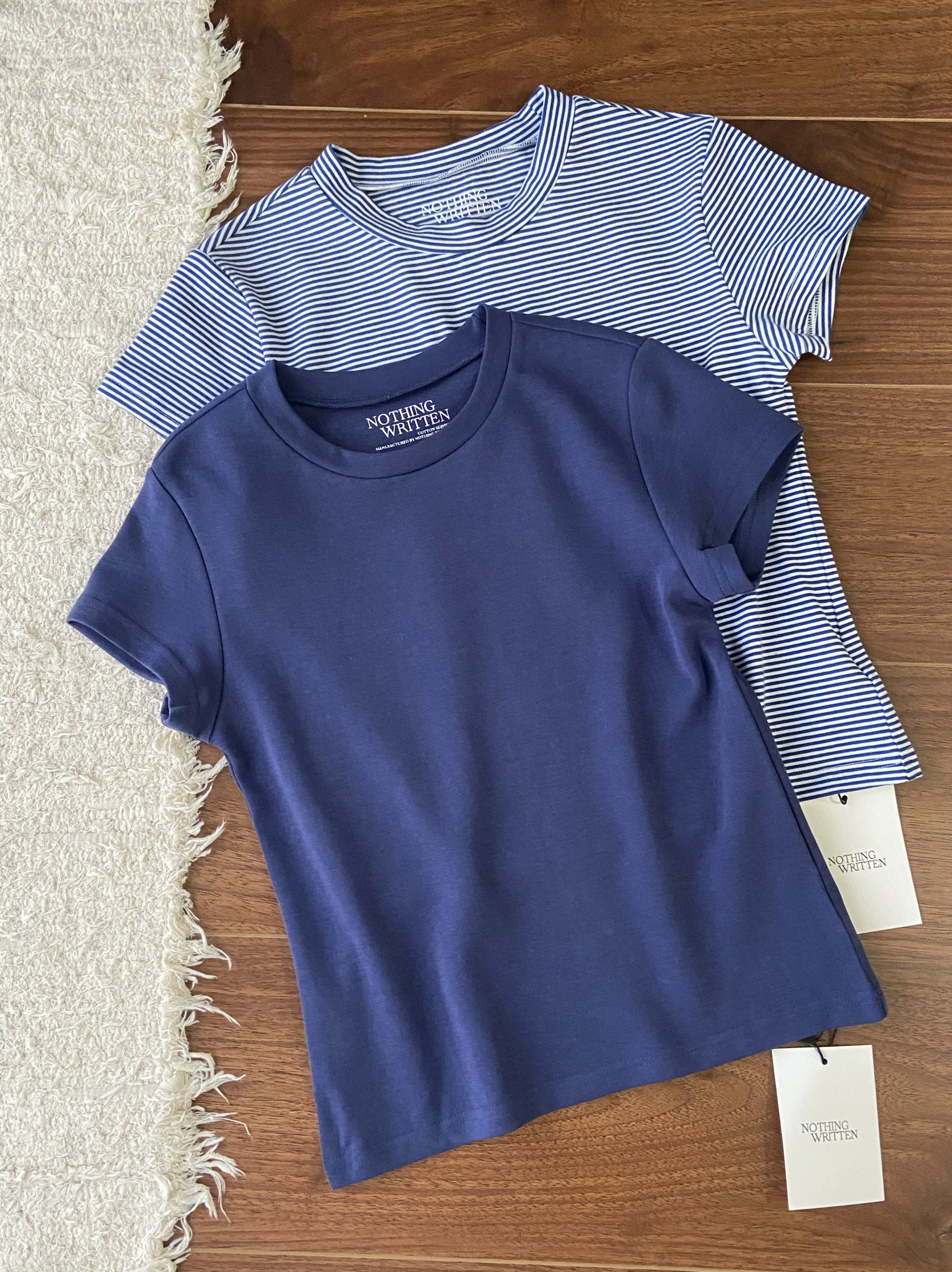 동대문 INS 라운드넥 반팔 슬림핏 숄더 티셔츠 면 00% 플레인 스트라이프 여성용 탑