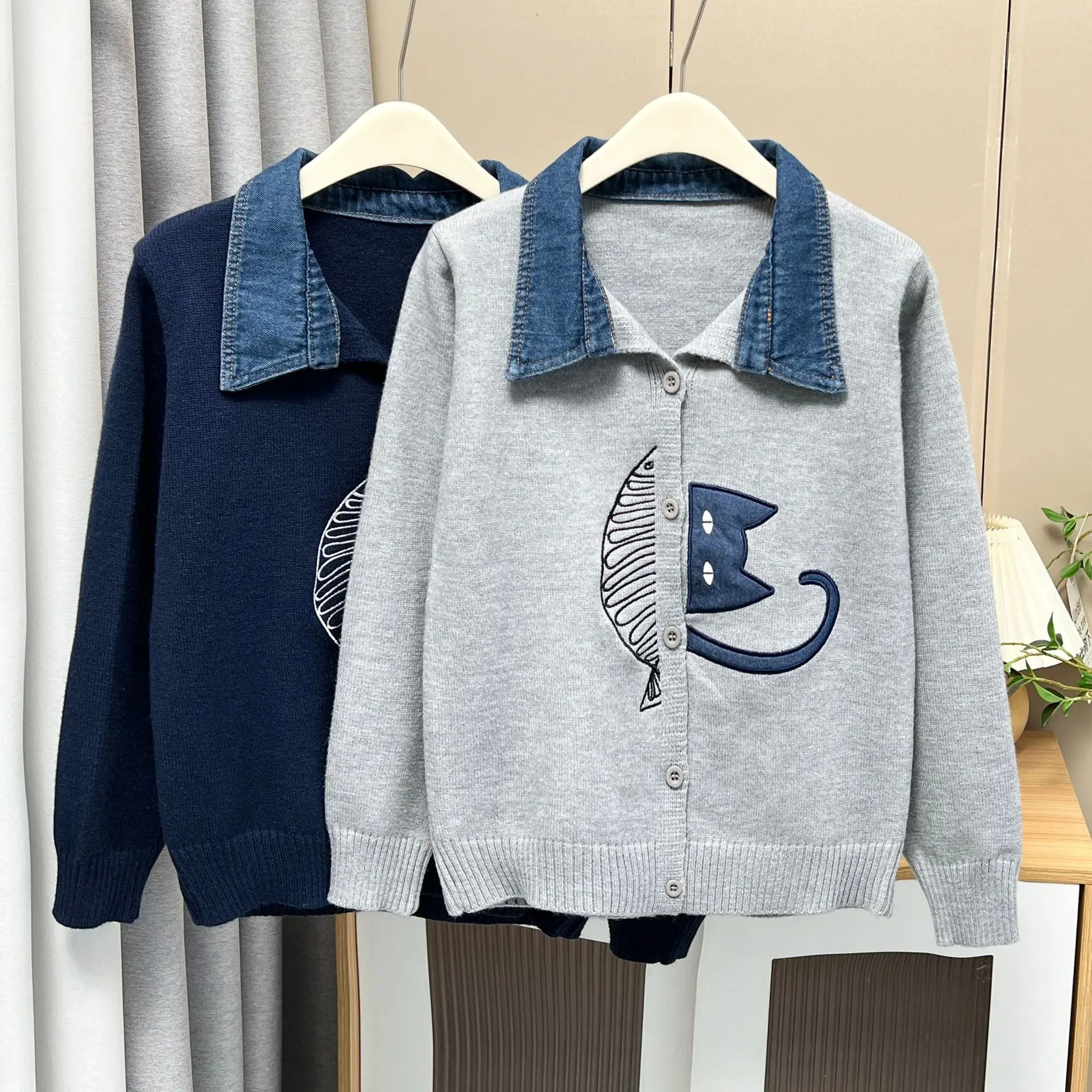 XXXXL موضة حجم كبير البلوزات النسائية الكورية نمط المطرزة الدنيم الرقبة سترة مشغولة من الصوف 8518 #5