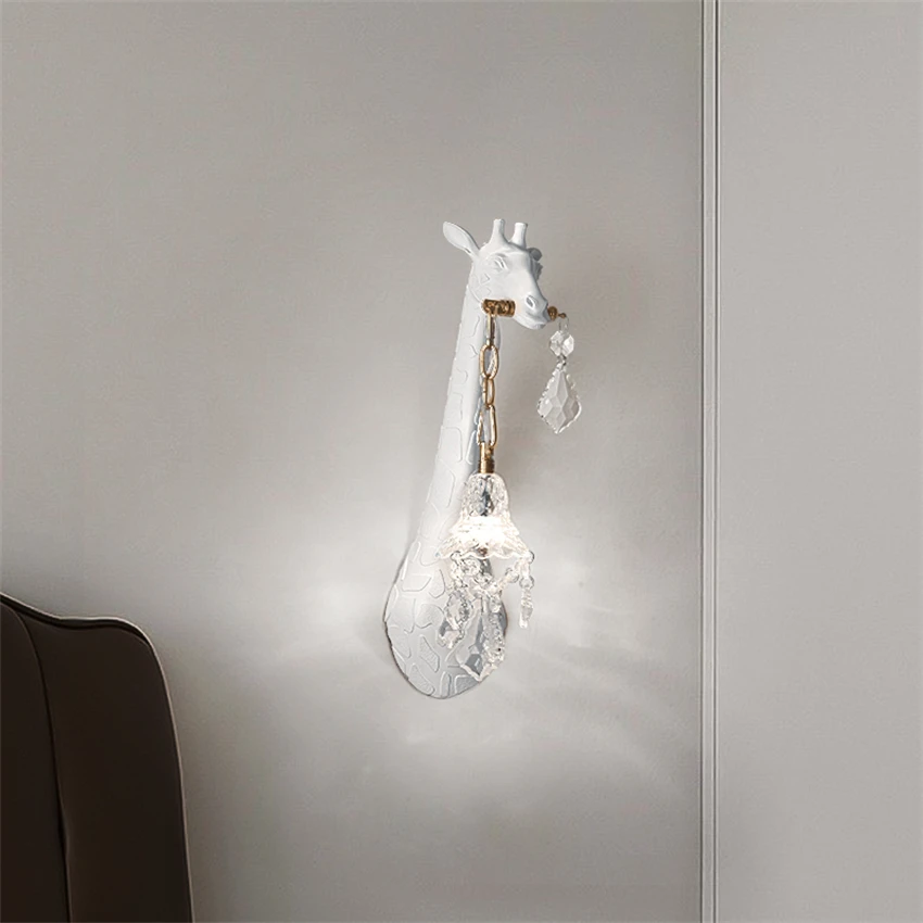 White resin giraffe wall lamps bedside living room lamp Nordic modern animal decoration LED aisle wall sconces lights lighting