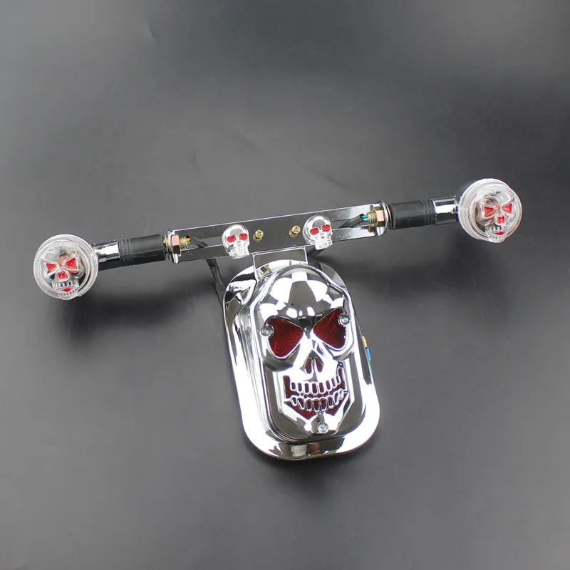 12V Motorcycle Skull Turn Signal Taillight Brake License Plate Rear Light For Harley Honda Suzuki Kawasaki