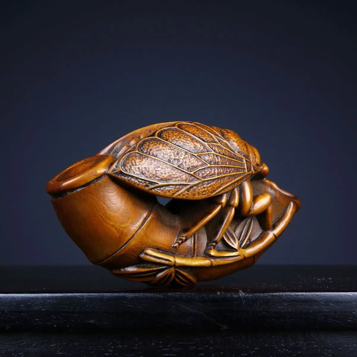 Hand Carved Wood bamboo and cicada Statue Figurine Desktop Ornaments Home Decoration Crafts Tea Pet Decor