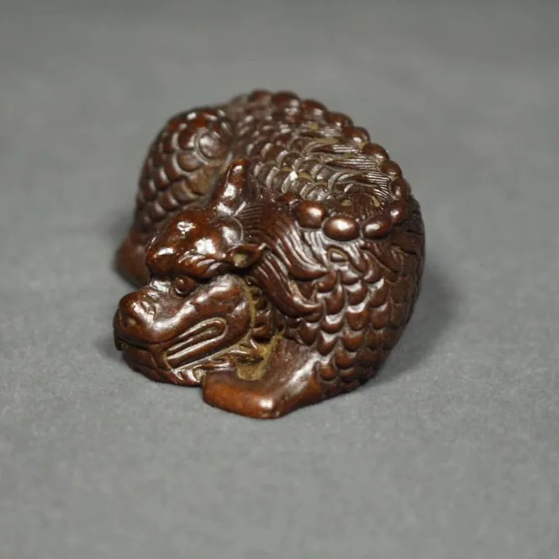 Exquisitely crafted pure copper dragon figurine, stationery weight, paper press, solid copper animal, antique-style micro-carvin
