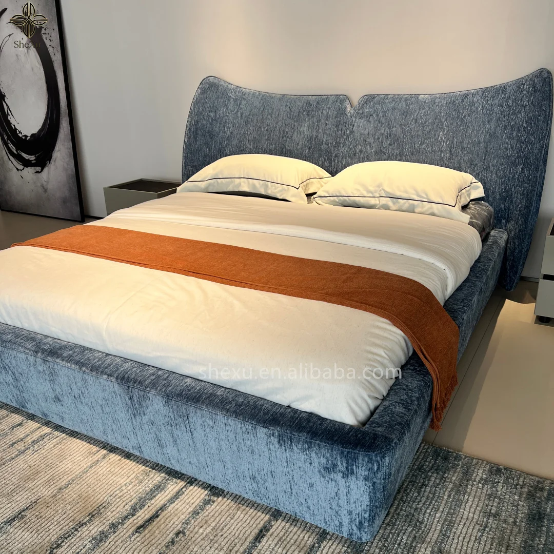 *Luxury Modern Durable Button Tufted Upholstered Platform Quick Setup Elegant Design