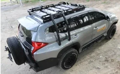 Universal 4X4 Aluminium Cargo Carrier Basket Car Roof Rack with Ladder for SUV