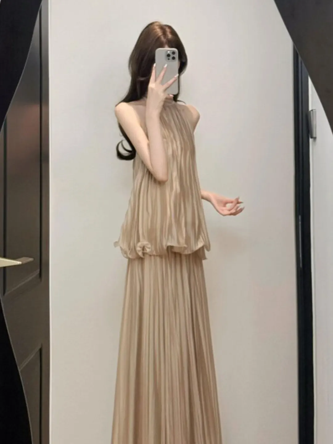 

Unique Style Casual Fashion Set Comfortable Half-length Skirt And Strapless Top Two-piece Set for Young Women in Summer