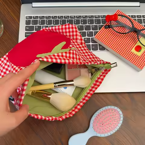 Makeup Storage Organizer Spacious Portable Travel Pouch Red Grid Makeup Bag Lightweight Lipstick Earphones Bag For Makeup Women