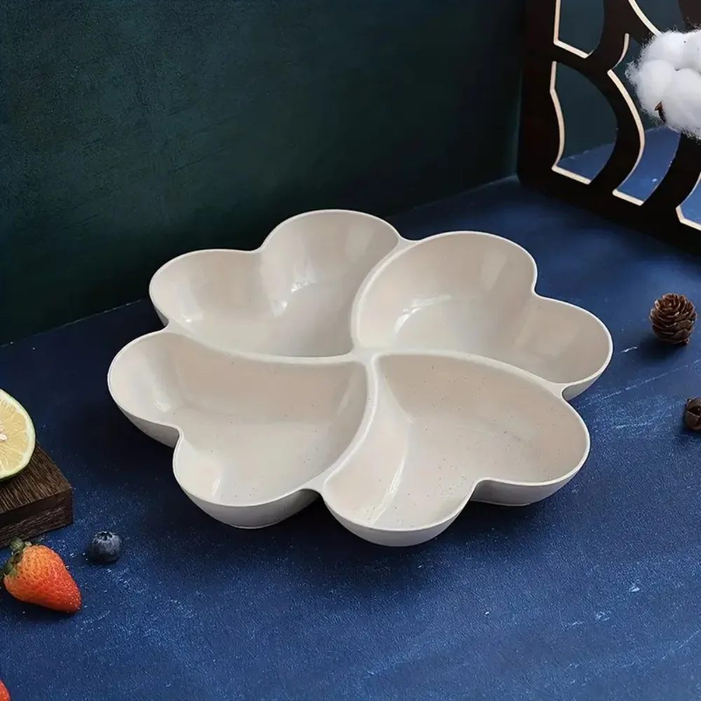 4-Compartment Appetizer Serving Platter Wheat Straw Unbreakable Food Storage Tray Four Leaf Clover Shape Snacks Serving Dish