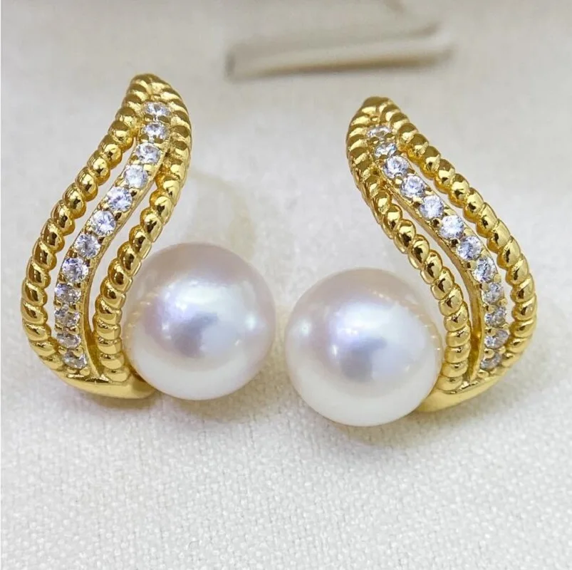 

Gorgeous 8-9mm South Sea Round White Pearl Earring 925s