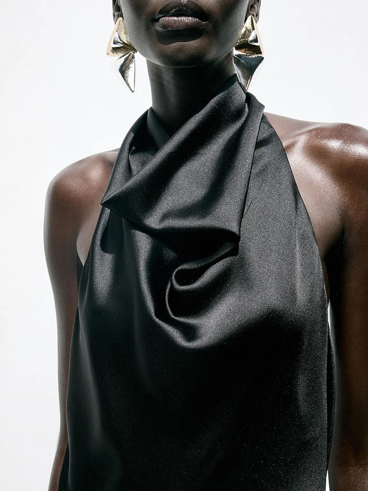 فستان صيفي جديد للنساء، قصير، بدون ظهر، من الساتان الحريري، ذو ياقة معلقة، مناسب للحفلات، بطول قصير، بلون واحد.