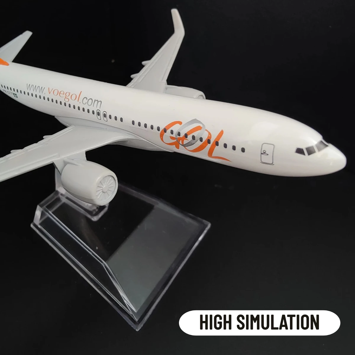 Scale 1:400 Metal Aircraft Model, Brazil GOL Airlines B737 Diecast 15cm Aviation Collectible Miniature Ornament Souvenir Toys