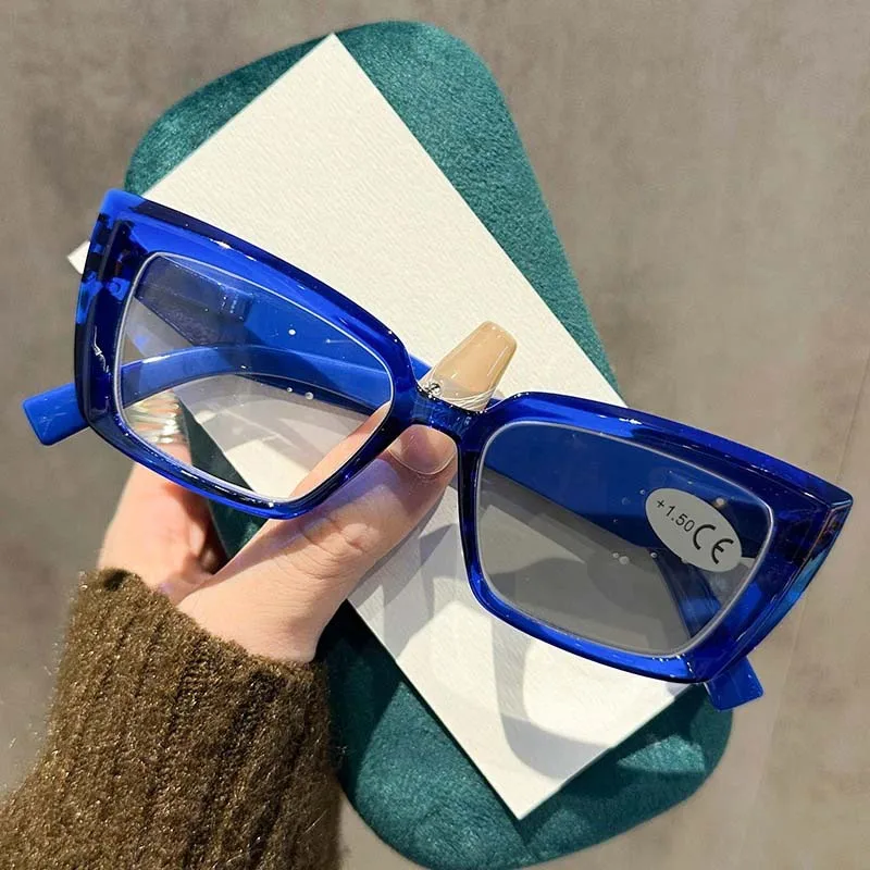

Light-sensitive Color-changing Cat Eye Reading Glasses Women's Fashion Anti Blue Light Presbyopia Sunglasses for Female +1.0+2.0