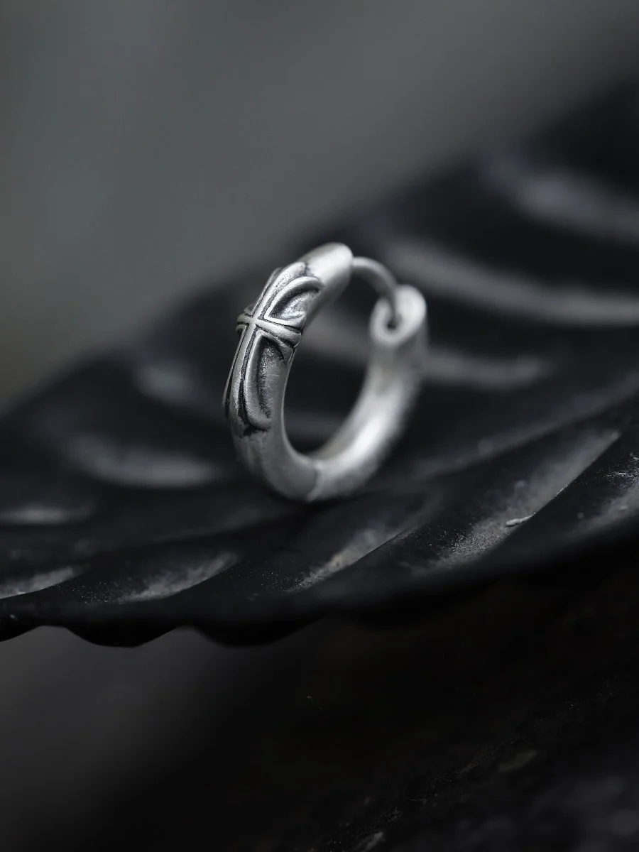 nouvelles-boucles-d'oreilles-creoles-unisexe-en-argent-pur-s925-yinnshu-pour-hommes-design-croix-bijoux-tendance