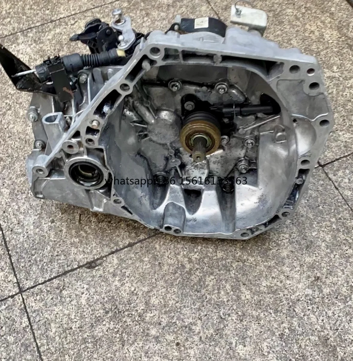 

Premium Used Car Parts, HR16 Manual Transmission 5-speed Without Clutch for Nissan Tiida Sylphy Sunny Bluebird Livina
