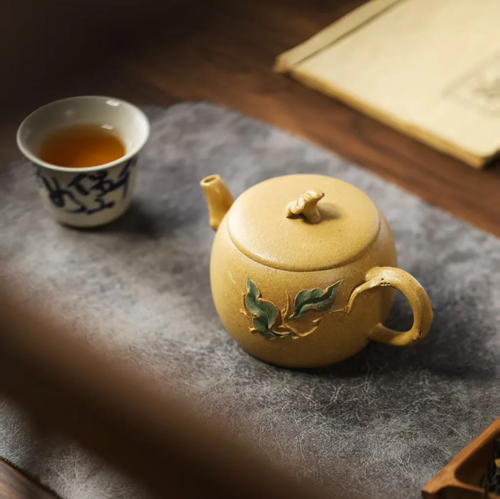 High Quality Real Yixing Jasaho Zisha Clay Teapot Purple Yellow Descending Slope Mud Household Set