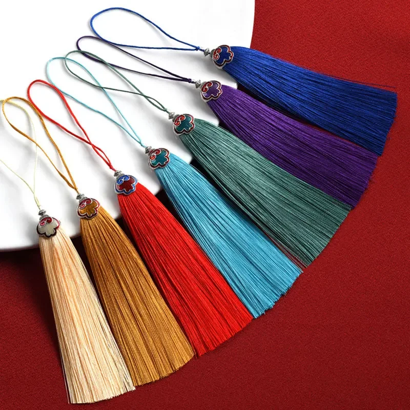 2Pcs Tassels Craft Tassels Cloud Hat Tassel Silky Handmade Soft Tassels for Crafts Jewelry Making DIY Accessories