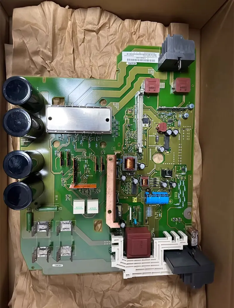 

Совершенно новый 6SE7024-7ED84-1HF3 6SE7024-7ED84-1HF4 6SE7024-7ED84-1HF5. Гарантия один год.