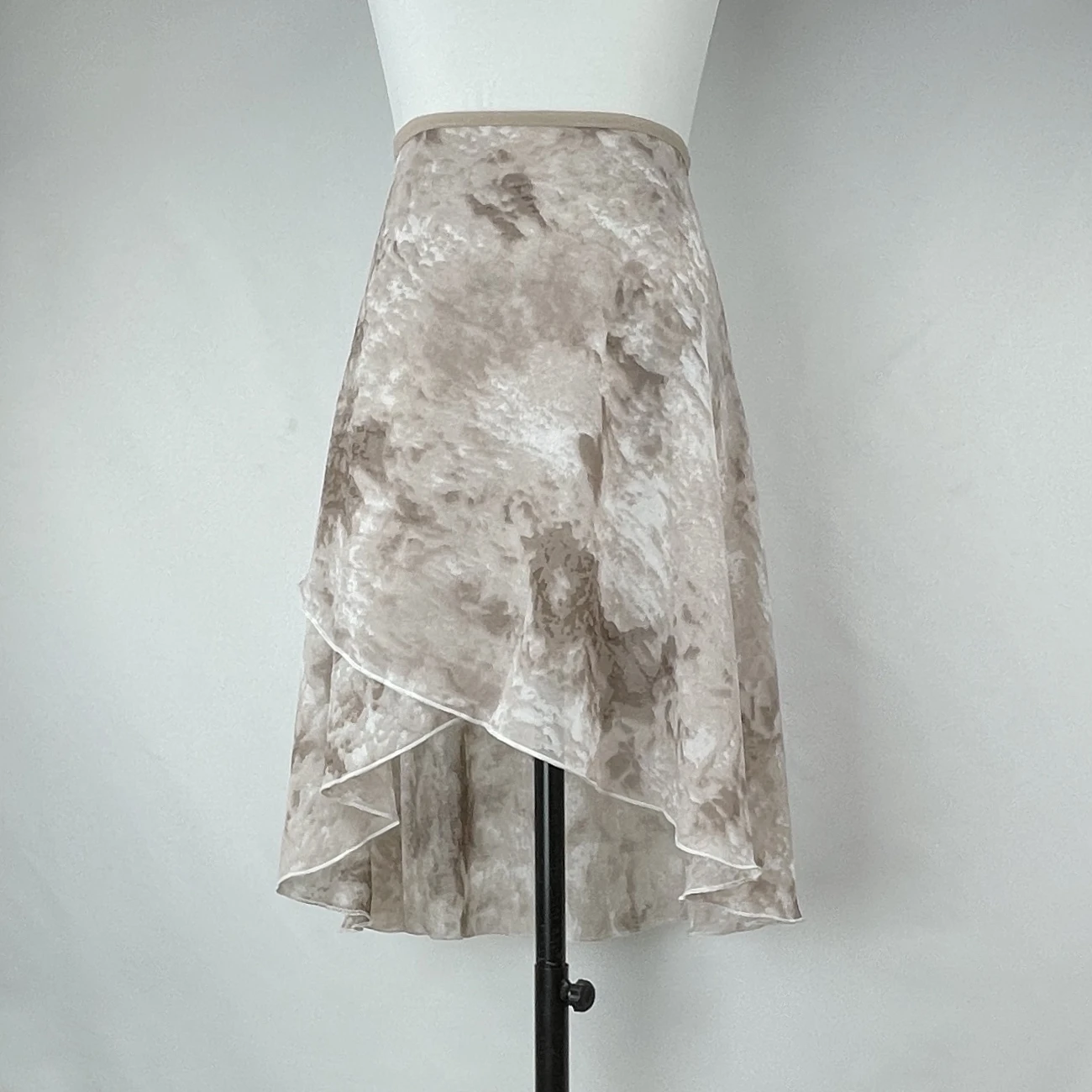 Costume de danse de ballet personnalisé pour femmes adultes, une pièce, ceinture élastique, jupe d'entraînement corporel, justaucorps de gymnastique, tutu