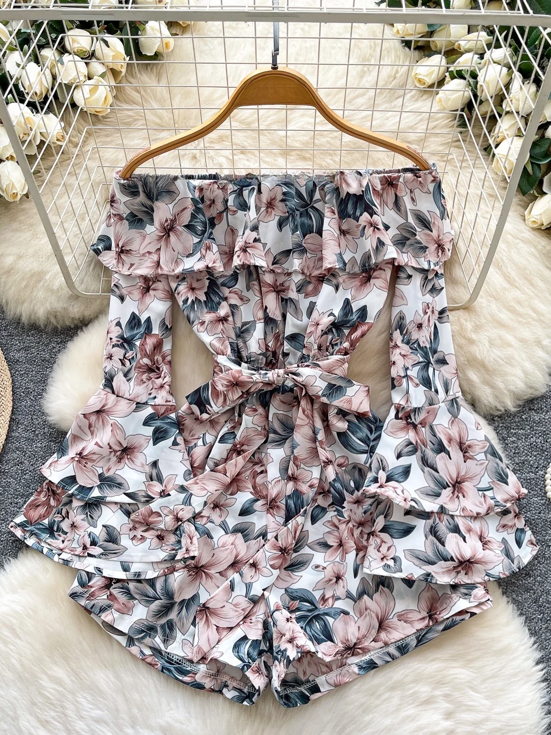 

Summer New Floral Print One Shoulder A-Line Dress Women's High Waist Bell Sleeve Slim Fit Holiday Style Long Sleeve Wrap Dress