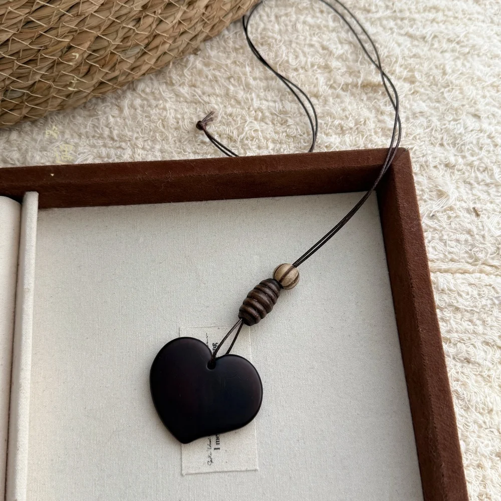 الرجعية الخشب الزجاج قلادة قلادة بولي Leather الجلود الحبل سترة طويلة سلسلة قلادة للنساء مجوهرات الأزياء والاكسسوارات