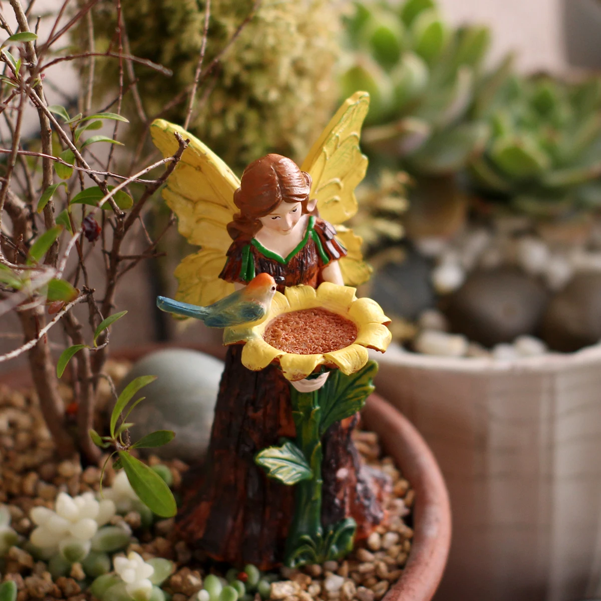 Handmade Resin Fairy Garden Statues - Bark-Floored Fairies & Birds Suitable for Outdoor Wedding/love-Themed Decor, Tabletop Lawn