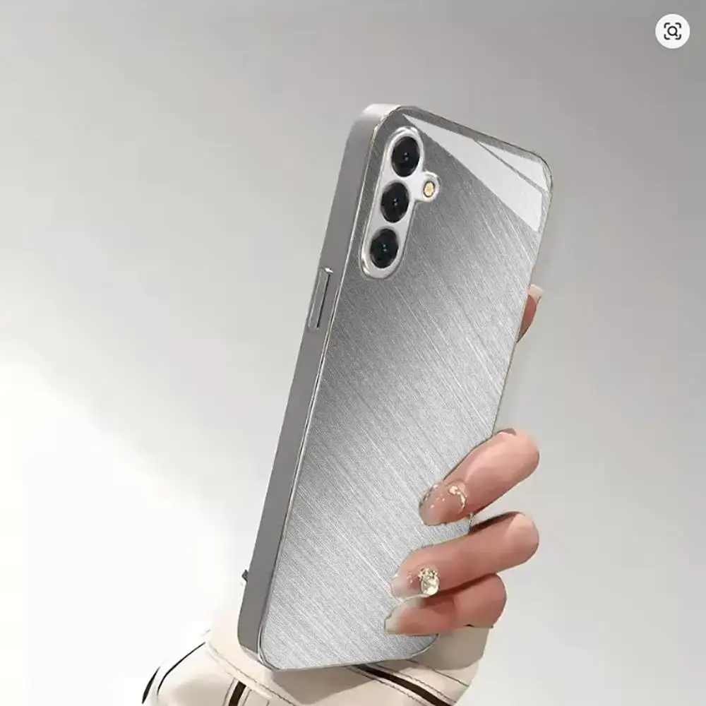 Image of Neue galvanisierte Glas-Silber-Schutzhülle für Samsung Galaxy S26 S25 S24 S23 S22 Ultra mit silbernem Bürstenmuster.