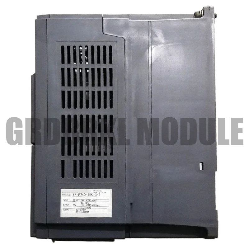 

New In Box 3 Phase 380V 15KW 30A FR-E740-15K-CHT